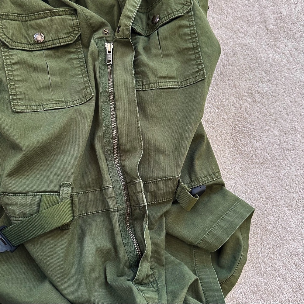 The North Face Berkeley Flight Suit Romper - Picture 14 of 16